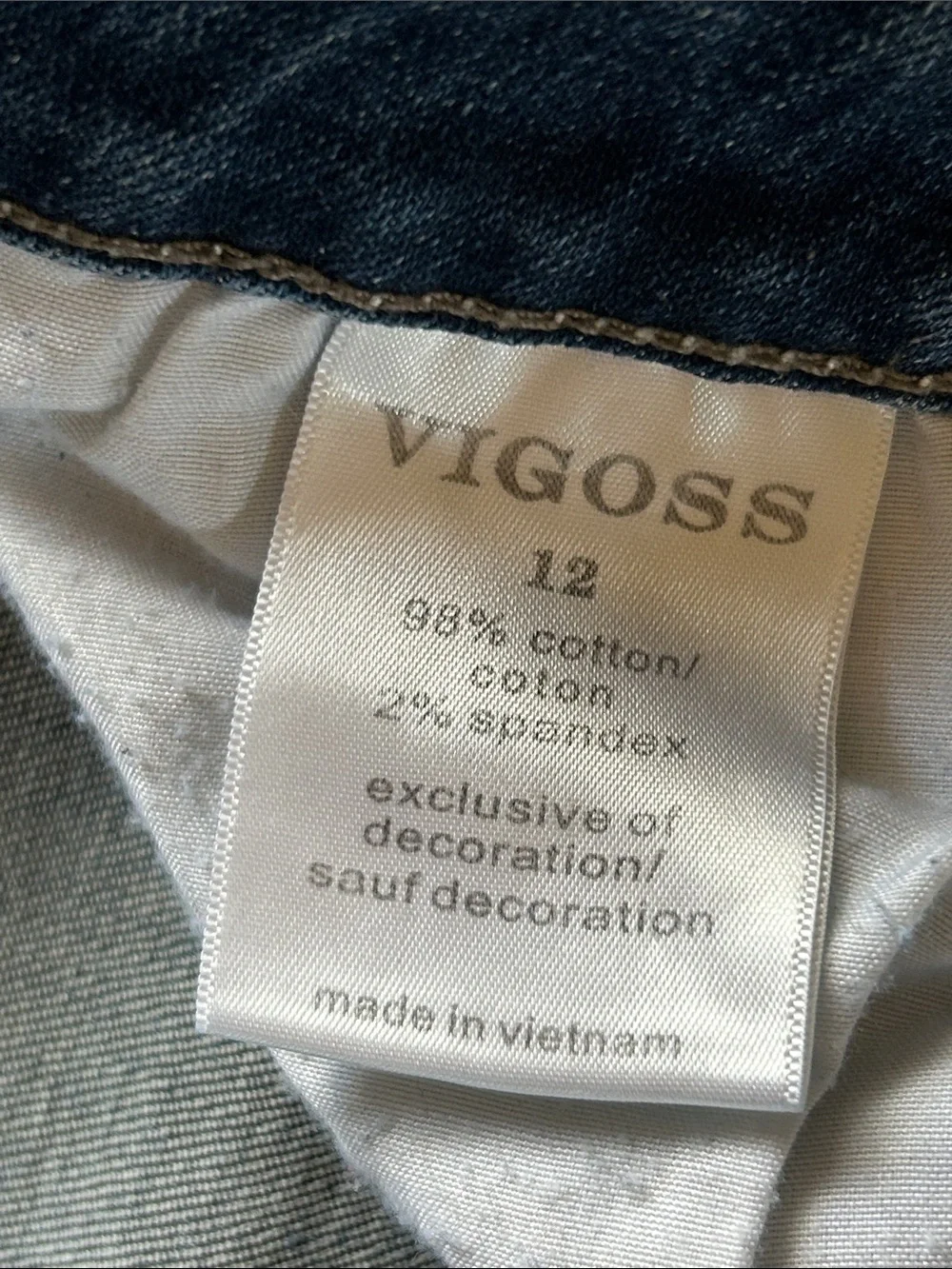 Vigoss Cropped Straight Jeans